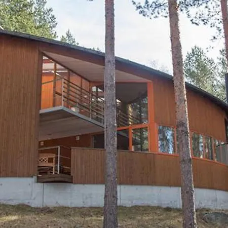 Holiday home Huvila Hiljaisuus By Interhome